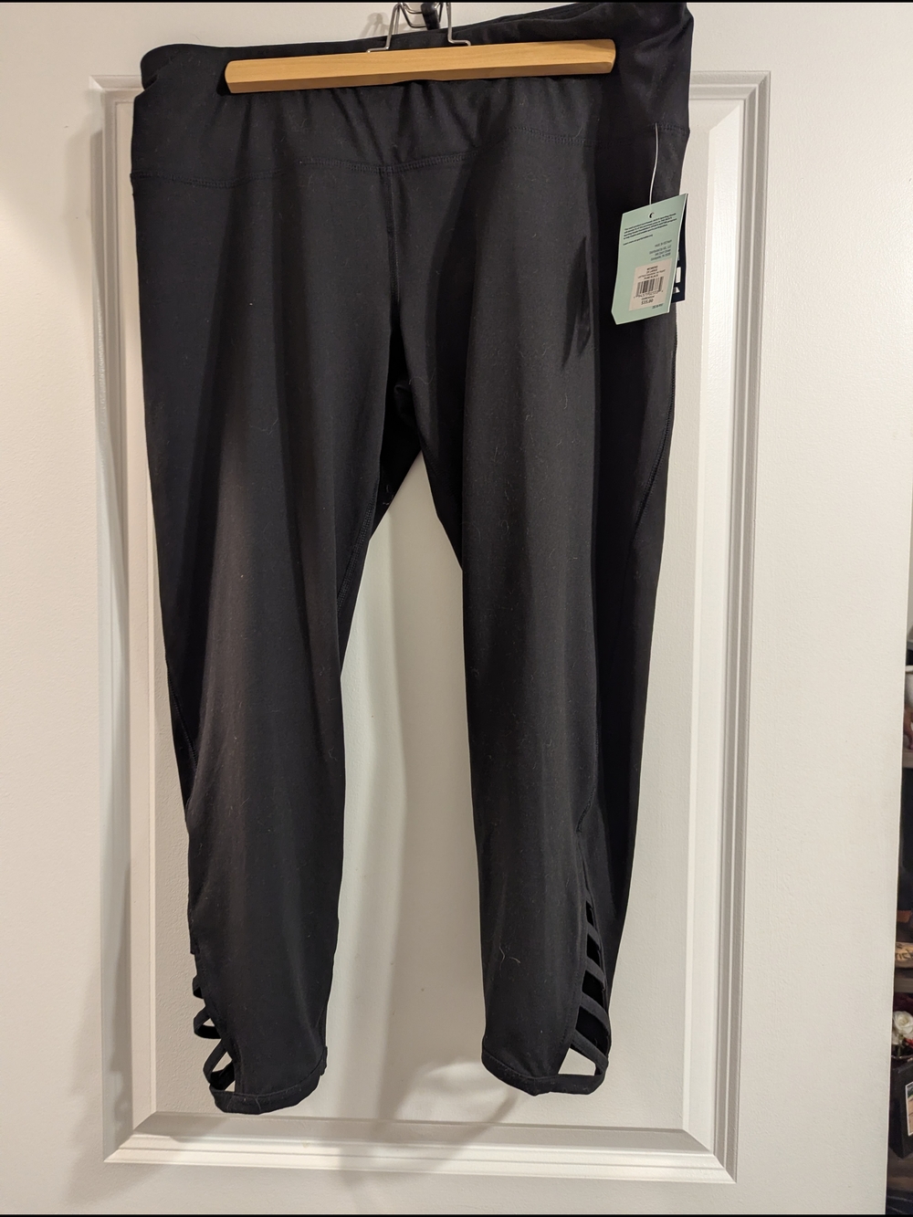 DSG Brand New Black Athletic Leggings with Strappy Hem